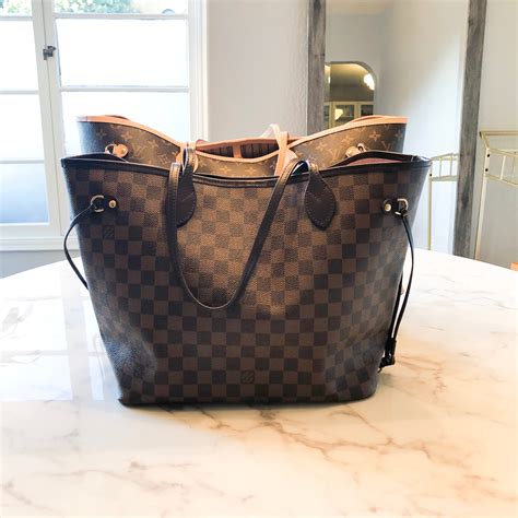 louis vuitton delightful mm vs neverfull gm|louis vuitton neverfull price euro.